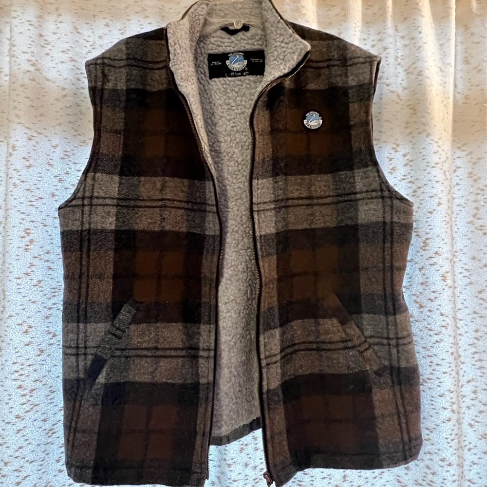 Swanndri (New Zealand) men's wool and fleece vest